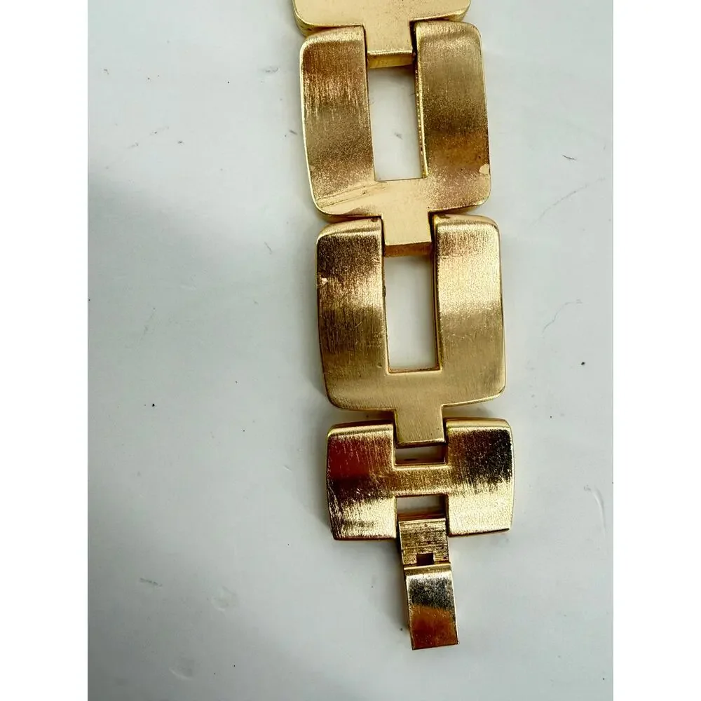New Vivani Gold Tone Bracelet Watch Chunky Link Statement Jewelry Deadstock